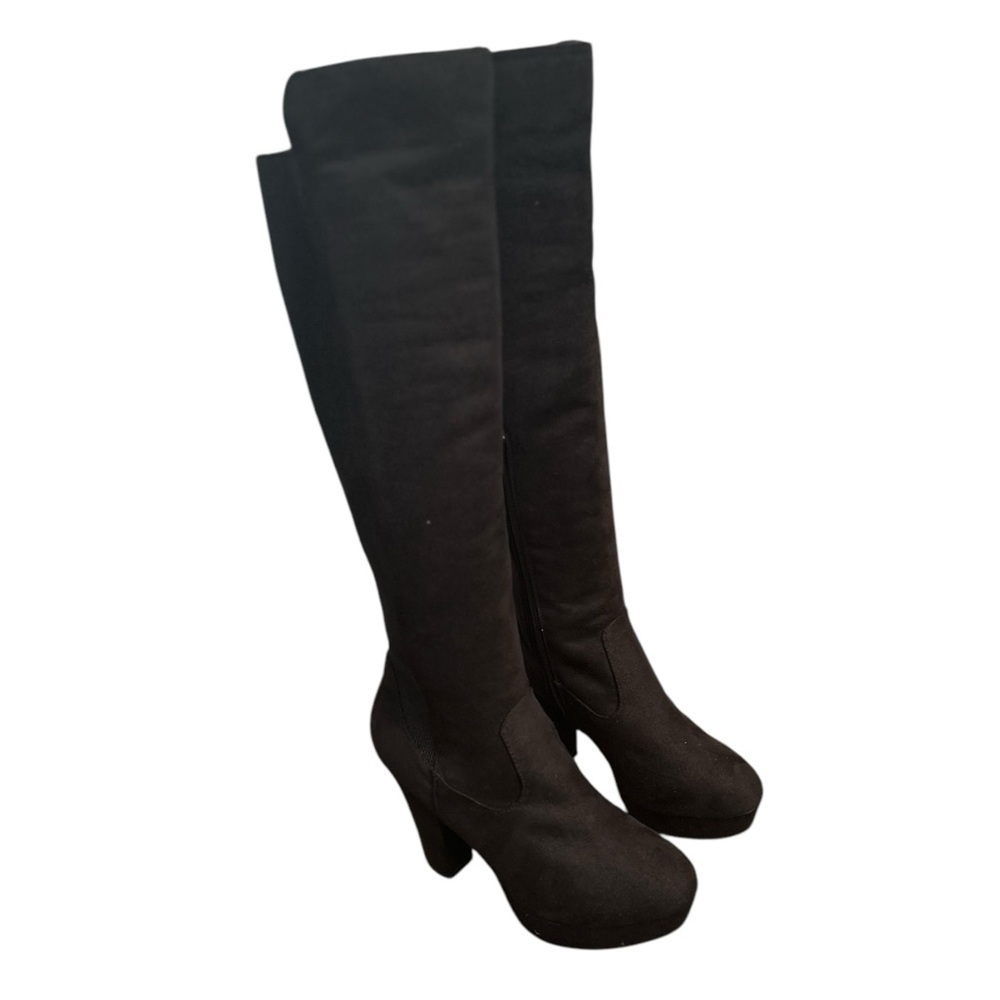 Rouge Black 18H Boots Size 7